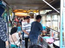 LPG Langka dan Harga Plastik Naik, UMKM di Tuban Kurangi Porsi Demi Bertahan