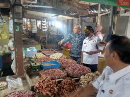 Sidak DPRD–Diskopumdag Temukan MinyaKita Dijual Tak Sesuai Aturan