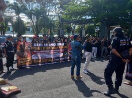 Aliansi Masyarakat Geruduk Mapolres Tuban, Desak Usut Tuntas Dugaan Perusakan Situs Sunan Bonang