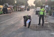 Oleng di Jalan Bergelombang, Mahasiswa Tewas di Plumpang